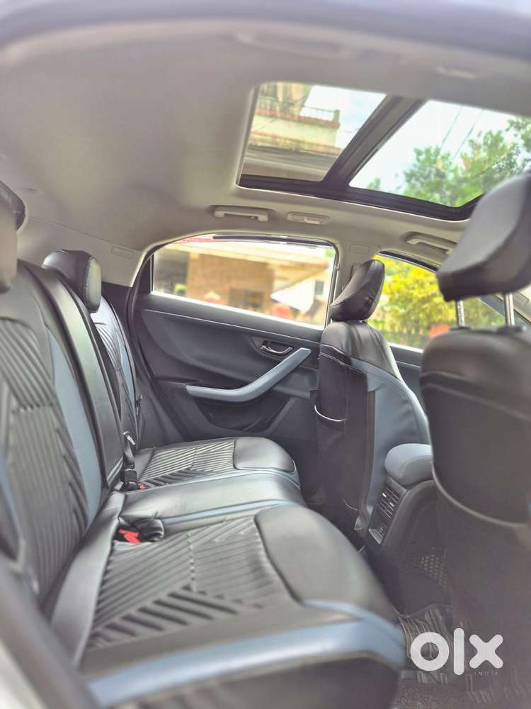 Tata Curvv Creative Plus S 1.2 Revotron Petrol 7dca, 2024, Petrol