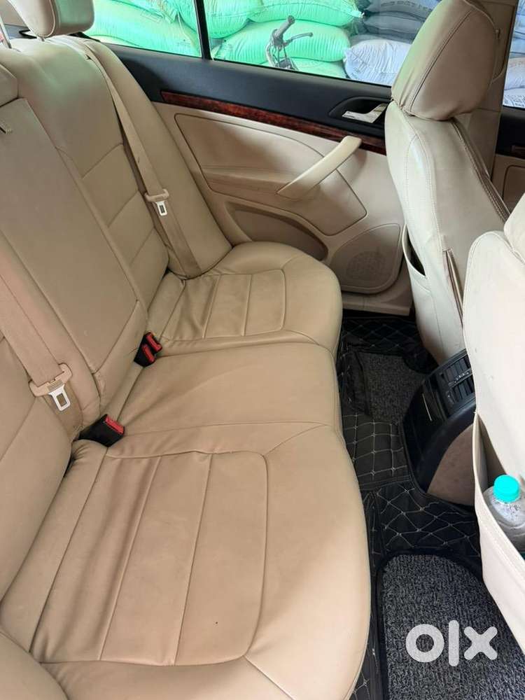 Skoda Laura 2012 Diesel 74830 Km Driven