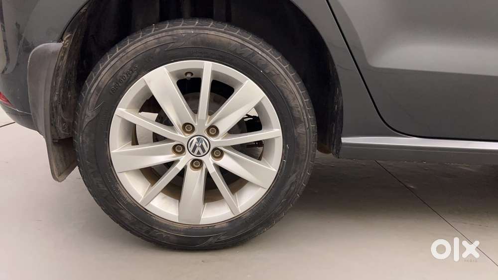 Volkswagen Polo 2009-2013 Petrol Highline 1.2l, 2016, Petrol