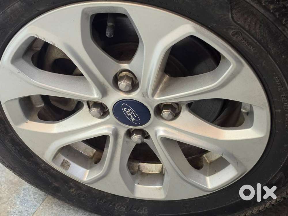 Ford Aspire Titanium Blu 2016