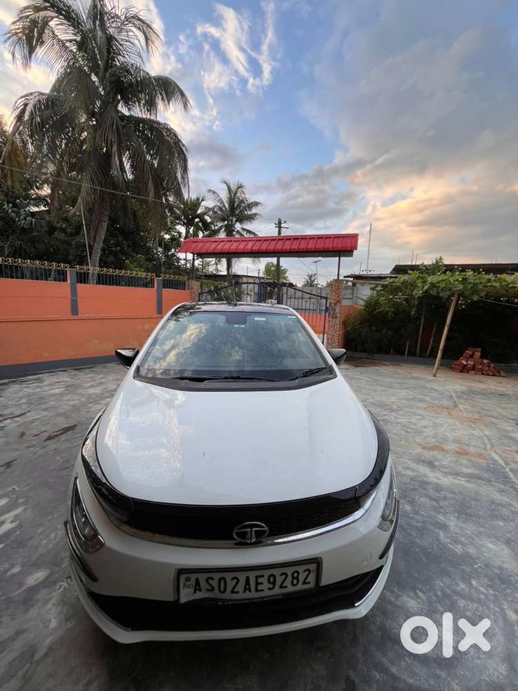 Tata Altroz Petrol 2021