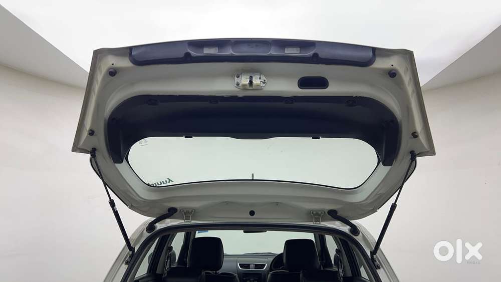 Maruti Suzuki Swift 1.2 Lxi (o), 2015, Petrol