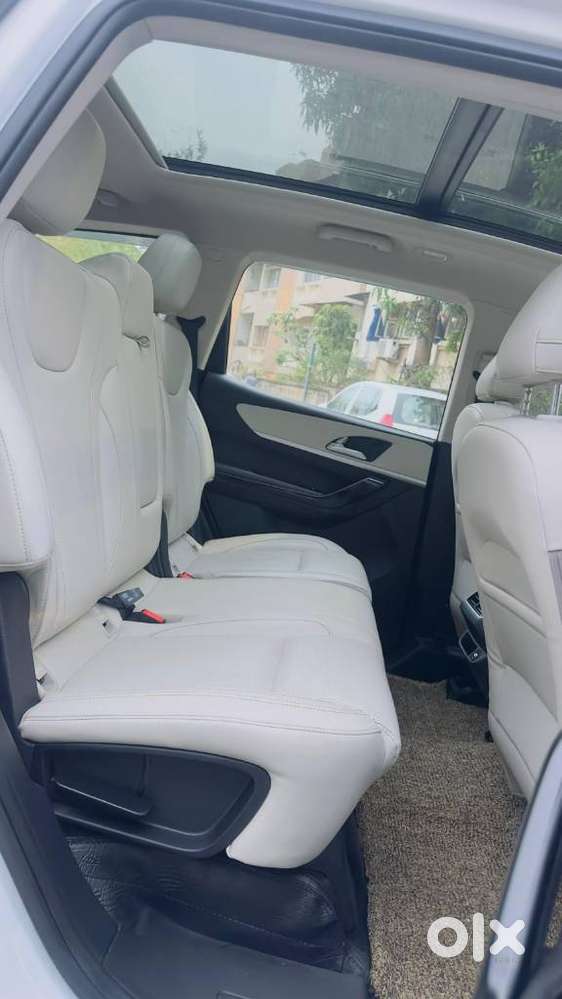 Mahindra Xuv700 2.2 Ax 7 Diesel At Luxury Pack Str, 2023, Diesel