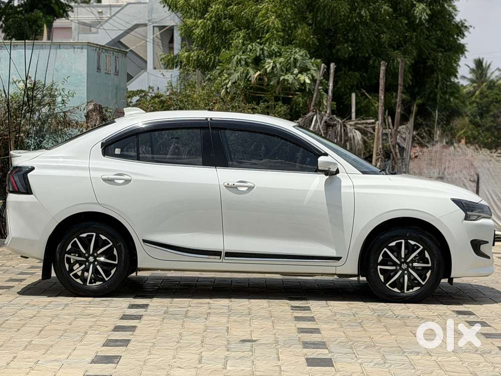 Maruti Suzuki Swift Dzire Zxi + Mt, 2025, Diesel