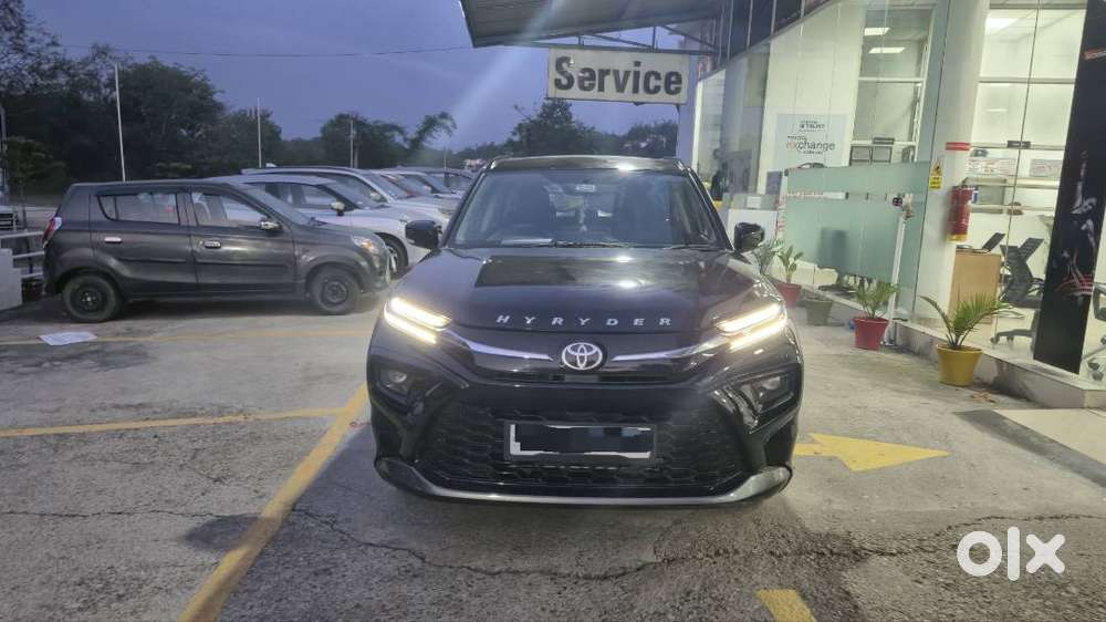 Toyota Urban Cruiser Hyryder 2025 Petrol Well Maintained