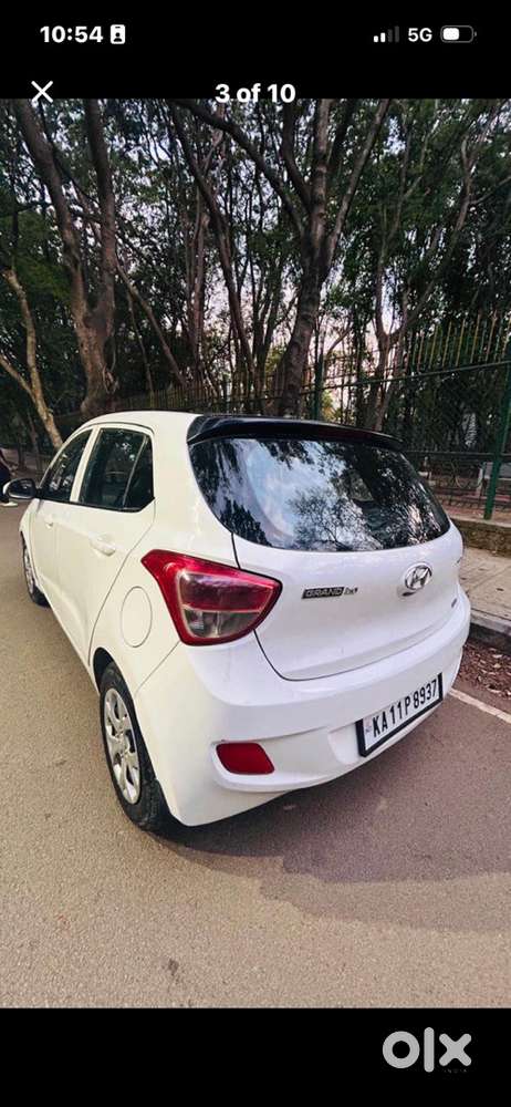 Hyundai Manual 2016 car