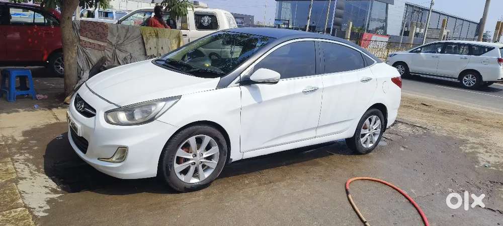 Hyundai Verna 2012