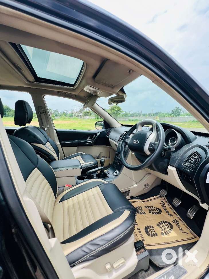 Mahindra Xuv500 W10 At, 2015, Diesel