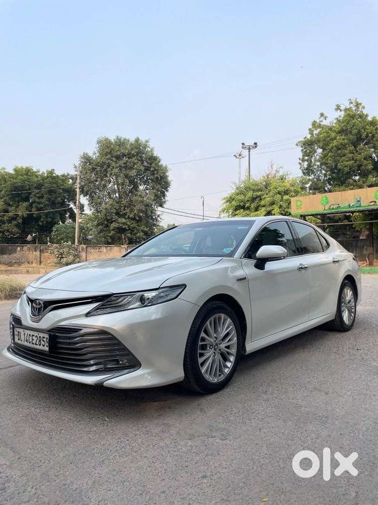 Toyota Camry [2019-ongoing] 2.5 Hybrid, 2019, Cng & Hybrids