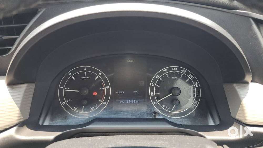 Toyota Innova Crysta 2.4 G Mt 7 Str, 2018, Diesel