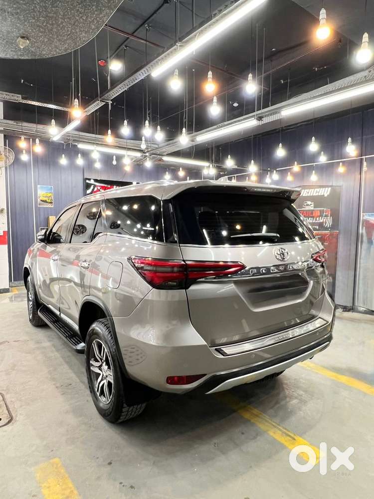 2021 Fortuner Petrol 2.7
