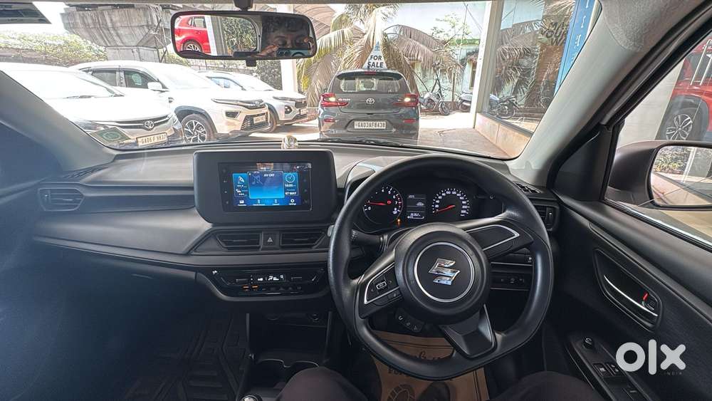 Maruti Suzuki Swift Vxi Optional, 2024, Petrol