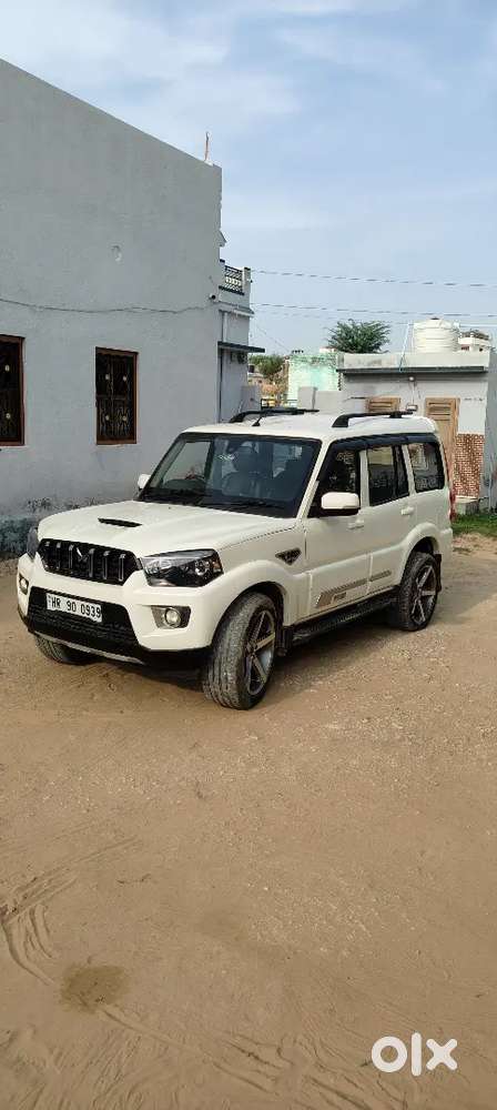 Mahindra Scorpio 2019 S11