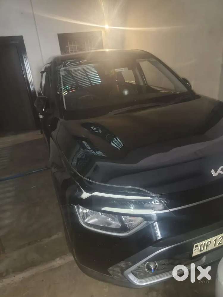 Kia Carens 1.4 Luxury 2024