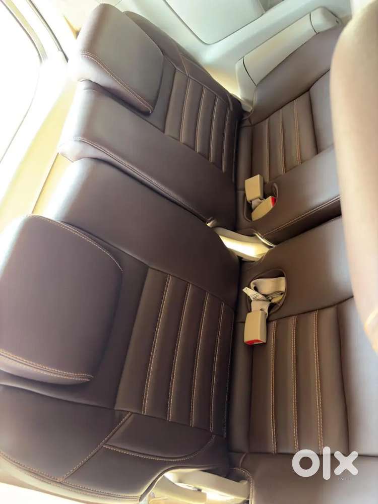 Toyota Innova V 2010 Diesel 137000 Km Driven