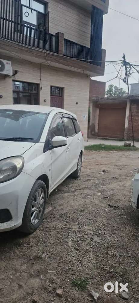 Honda Mobilio 2015 Variant