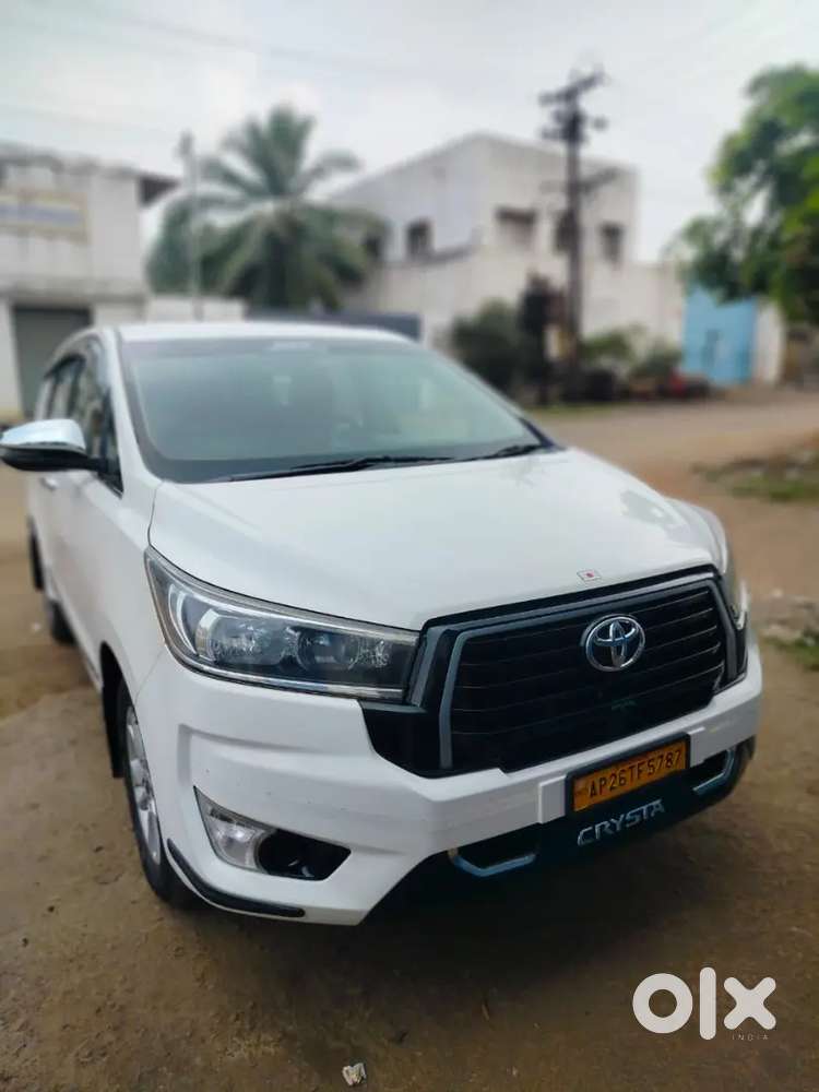 Toyota Innova Crysta 2017 Diesel 154000 Km Driven