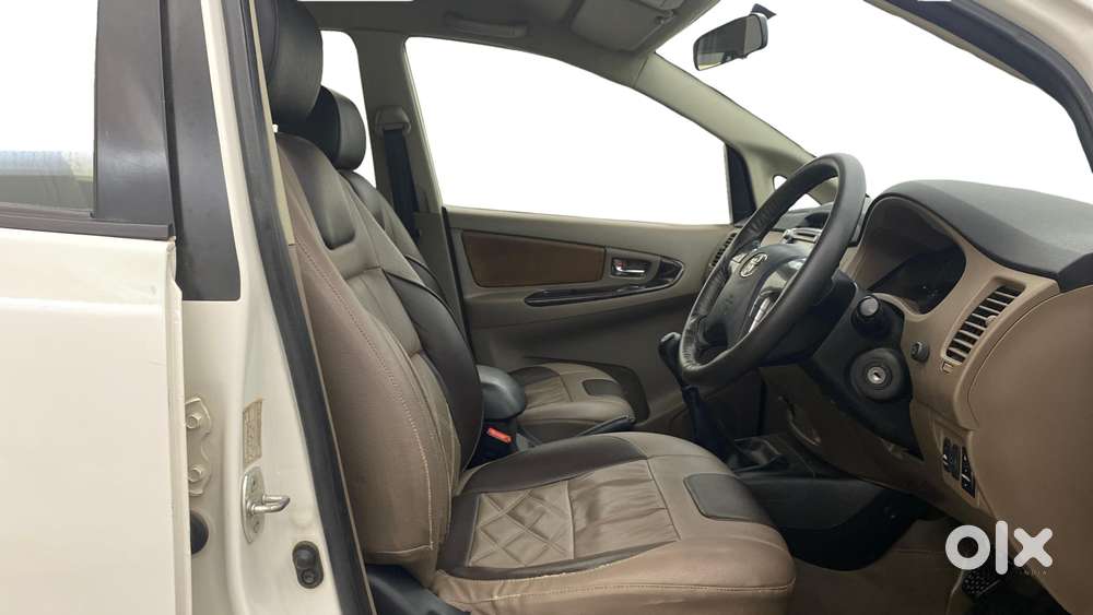 Toyota Innova 2.5 Vx 8 Str, 2015, Diesel
