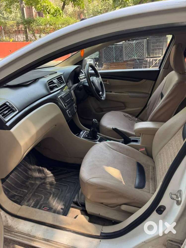 Maruti Suzuki Ciaz 2014-2017 Vxi Plus, 2016, Petrol