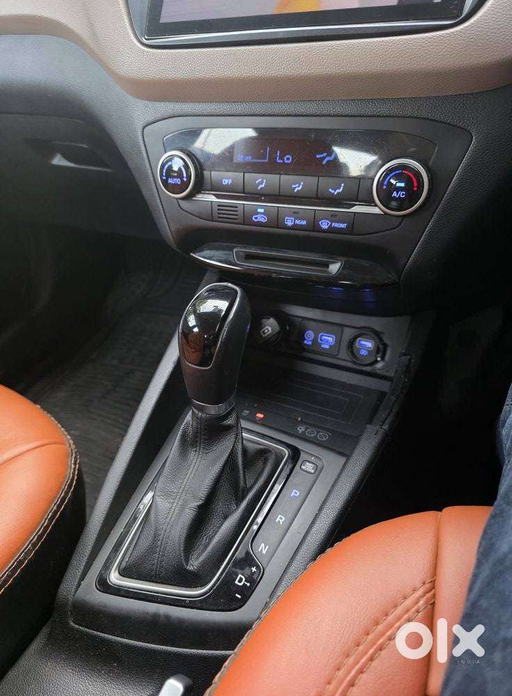 Hyundai I20 Asta (o) 1.2 Mt Dual Tone, 2019, Cng & Hybrids