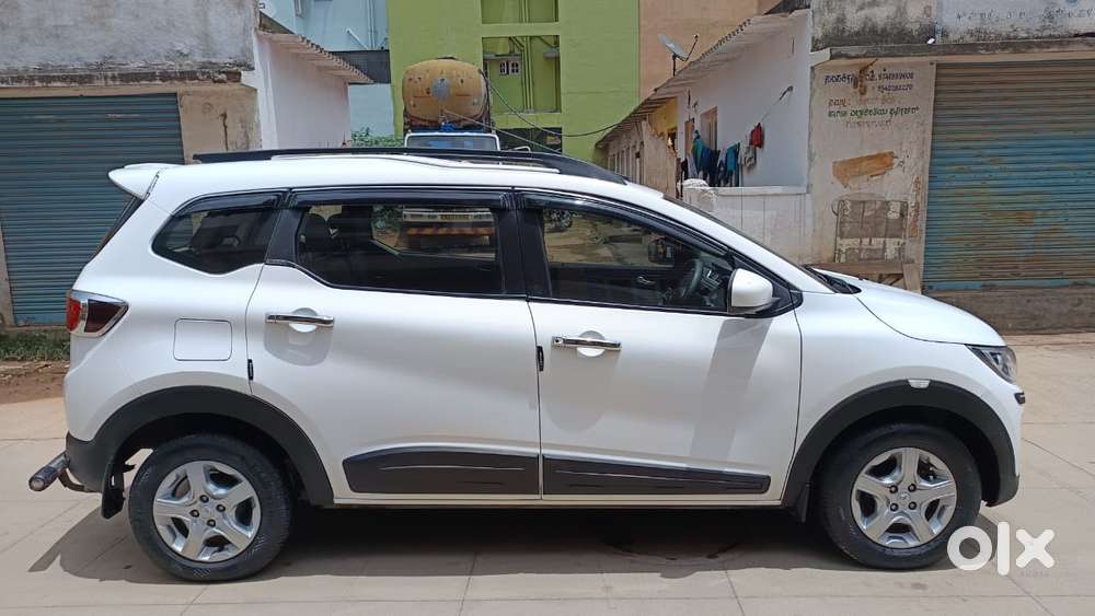 Renault Triber Rxz, 2020, Petrol