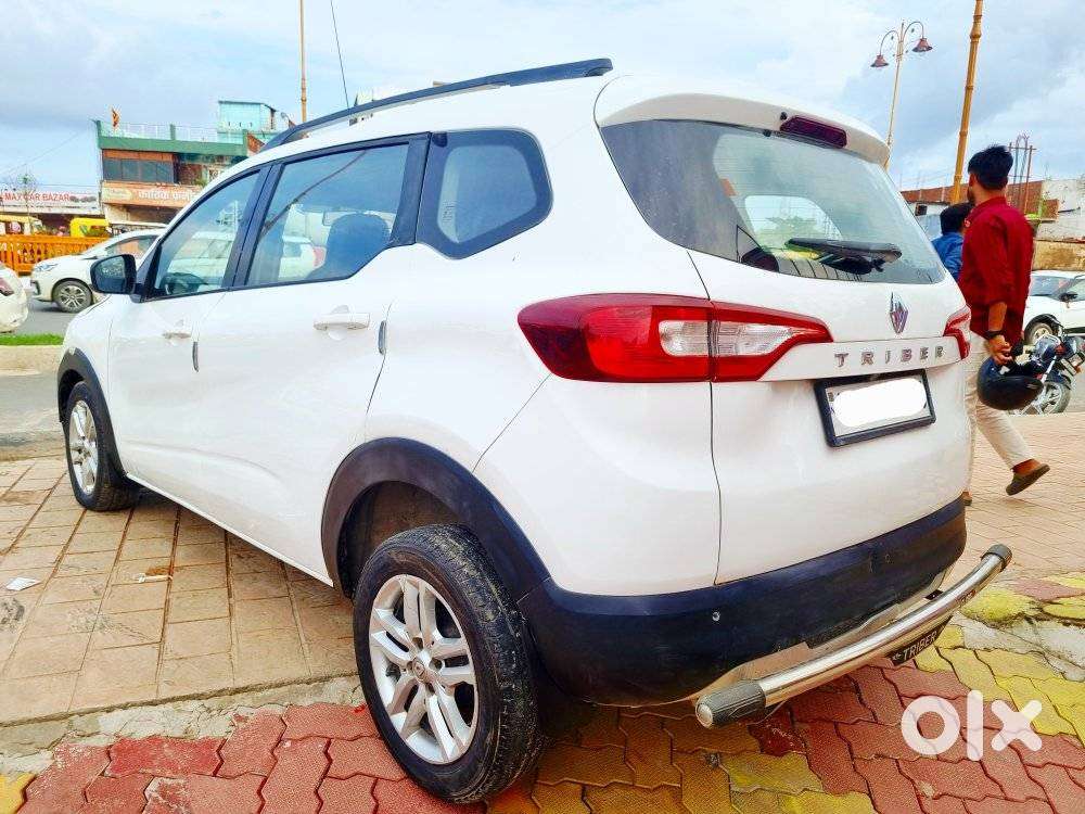 Renault Triber Rxz, 2020, Petrol