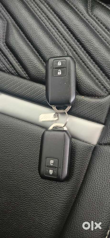 Maruti Suzuki Swift Amt Zxi Plus, 2022, Petrol