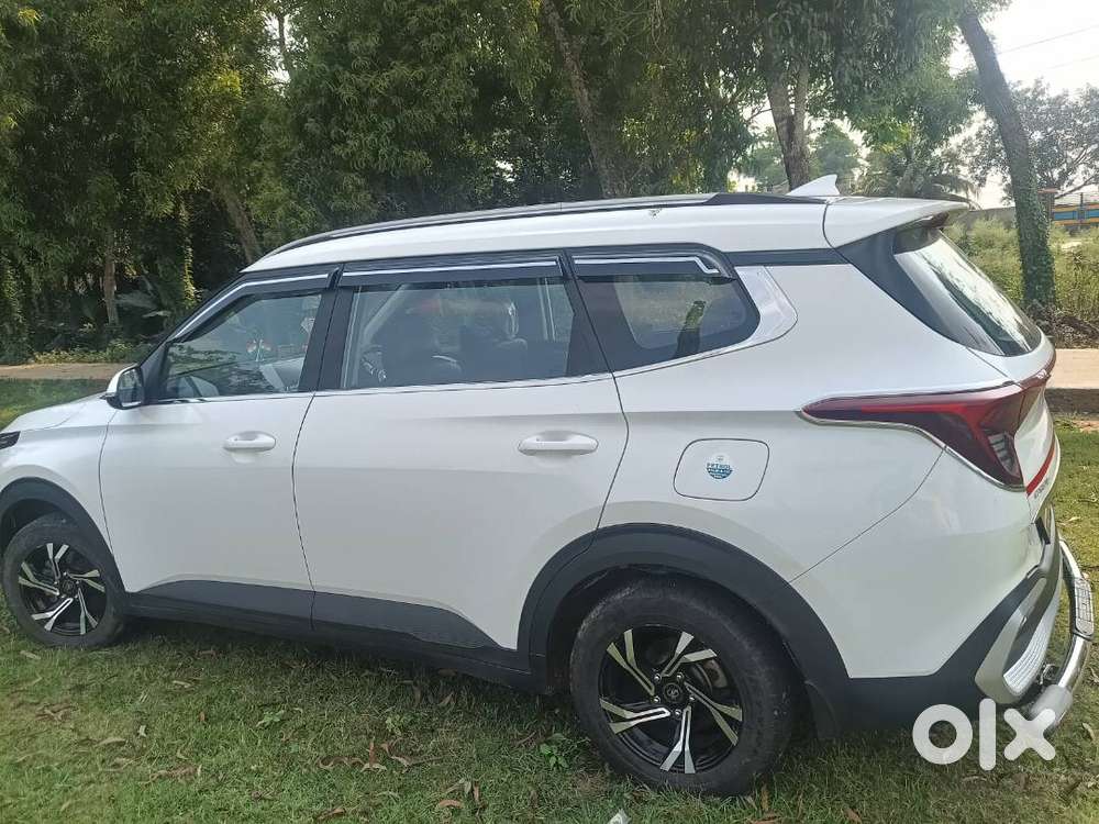 Kia, Carens, Prestige 7 Str,2 Years 3 Months