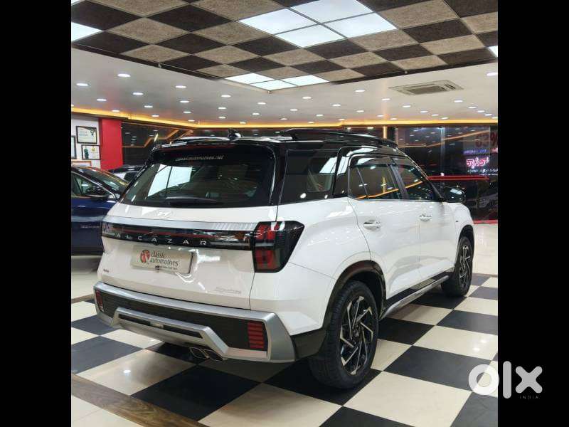 Hyundai Alcazar Signature 1.5 Petrol Dct 7str, 2025, Petrol