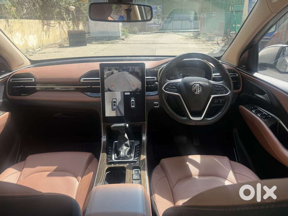 Mg Hector Plus 1.5 Sharp Turbo Cvt 6 Str, 2023, Petrol