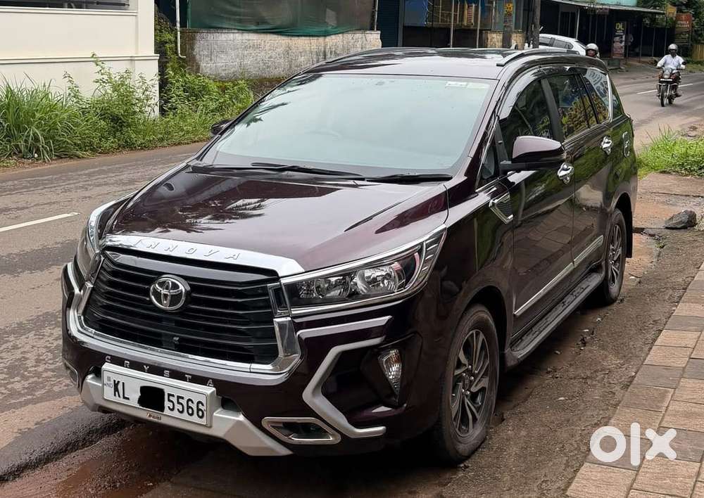 Toyota Innova Crysta [2020-ongoing] 2.4 Gx At 7 Str, 2021, Diesel