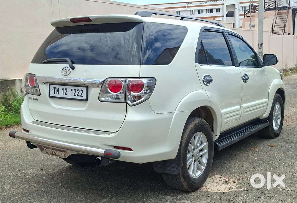 Toyota Fortuner 4x2 Manual, 2013, Diesel