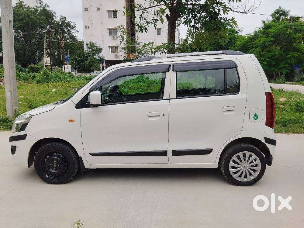 Maruti Suzuki Wagon R Vxi Amt, 2017, Petrol