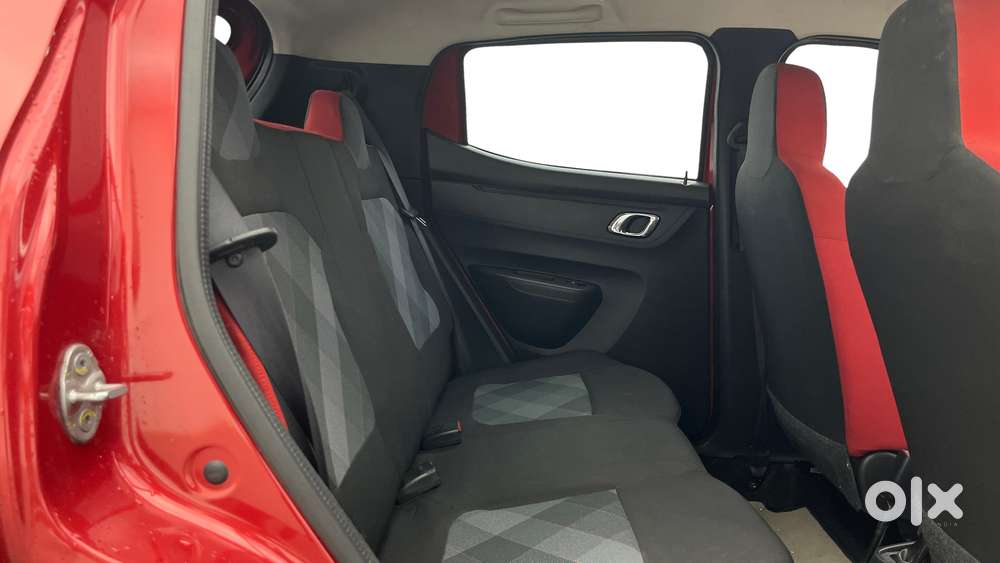 Renault Kwid 2019-ongoing 1.0 Rxt Amt (o), 2020, Petrol