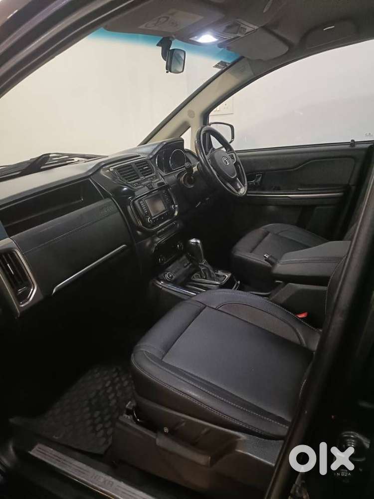 Tata Hexa 2.2 Xta 4x2 6 Str Dual Tone, 2017, Diesel