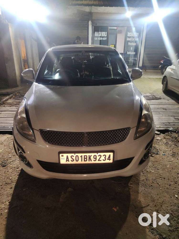 Maruti Suzuki Swift Dzire 1.2 Vxi Bsiv, 2014, Petrol