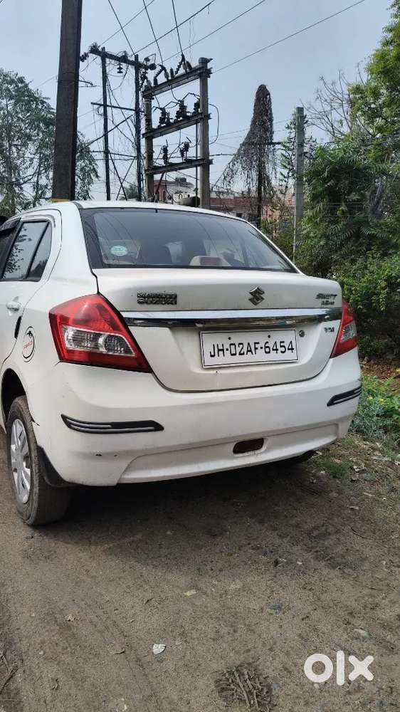 Maruti Suzuki Dzire 2017 Petrol 72000 Km Driven