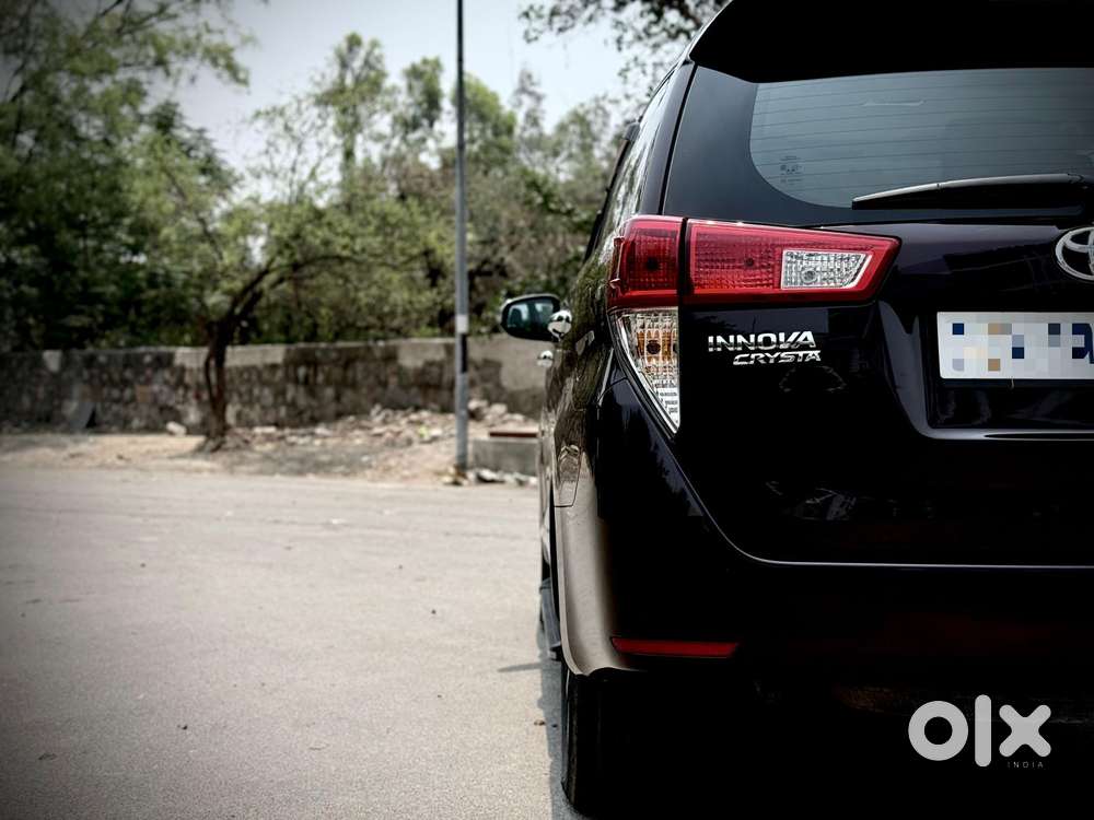 Toyota Innova Crysta [2020-ongoing] 2.4 Zx At 7 Str, 2022, Diesel