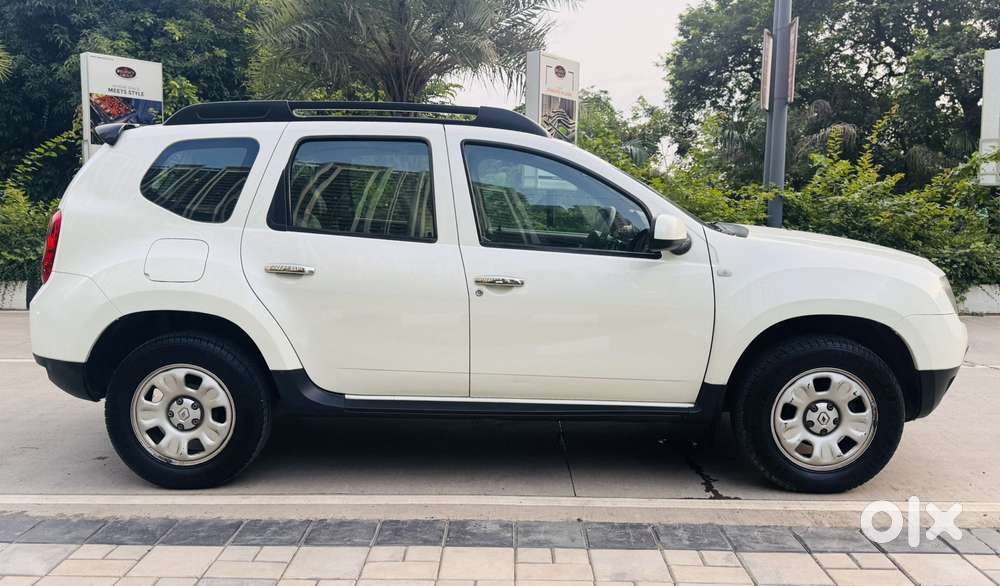 Renault Duster 1.5 Petrol Rxl, 2014, Petrol
