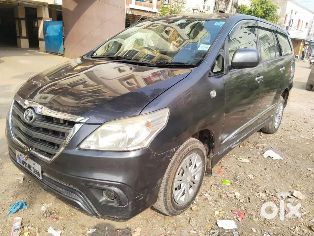 Innova  2.5g,2016, Good Condition, Urgent Sale