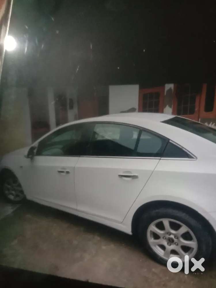 Chevrolet Cruze Ltz 2012 Car Top Model Neat And Clean