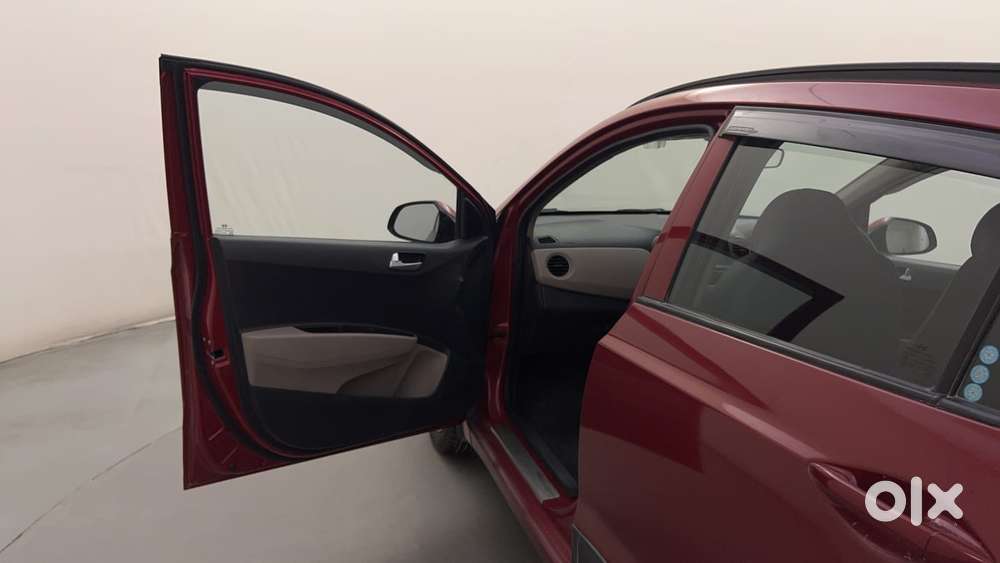 Hyundai Grand I10 [2017-2020] 1.2 Kappa Vtvt Sportz At, 2019, Petrol