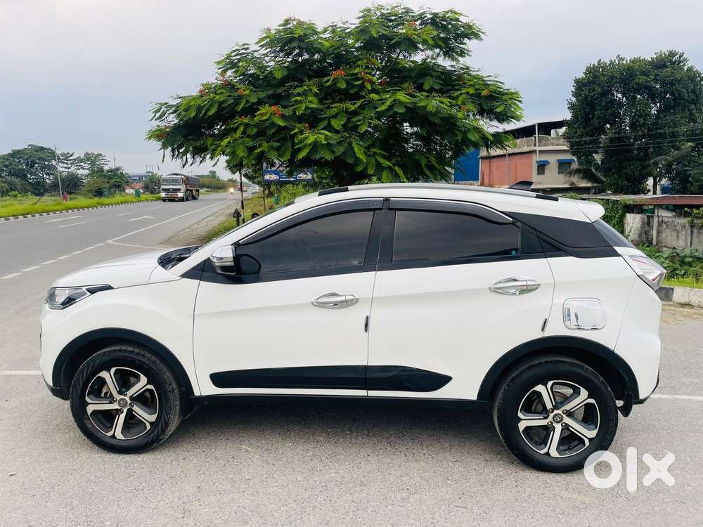 Tata Nexon 1.2 Revotron Xz Plus, 2022, Petrol