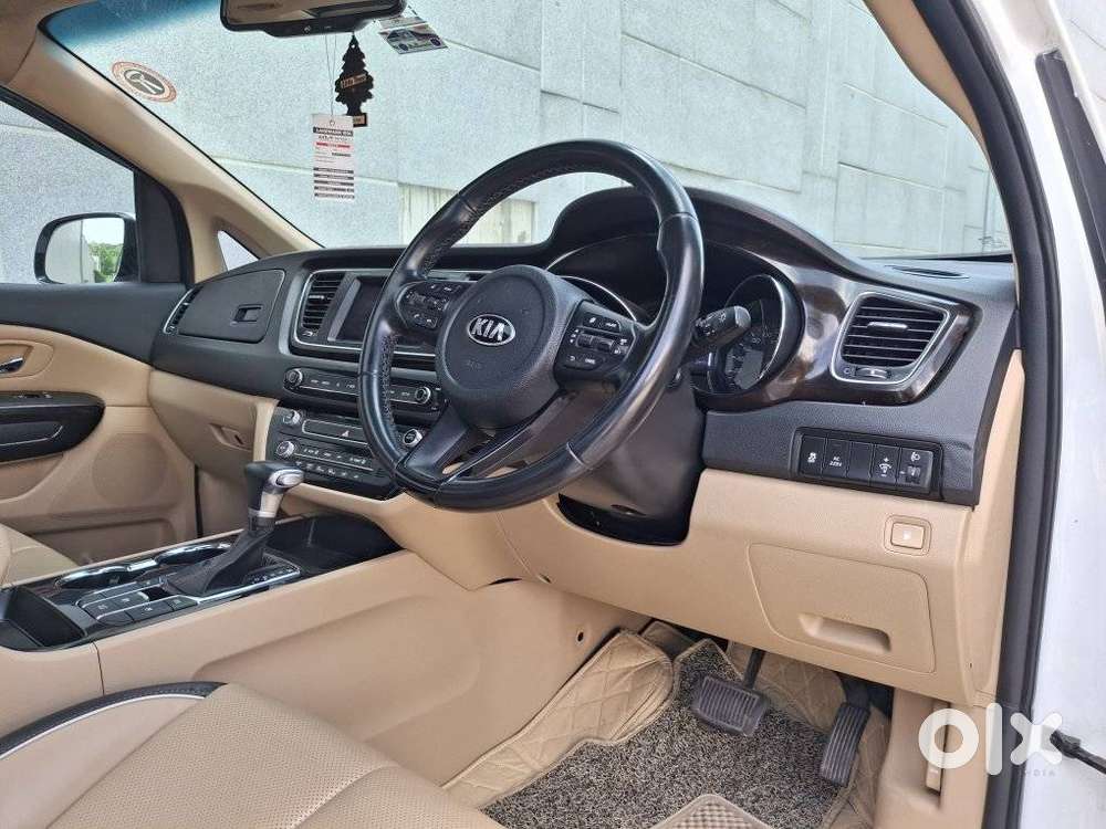 Kia Carnival Limousine Plus 7 Str, 2021, Diesel