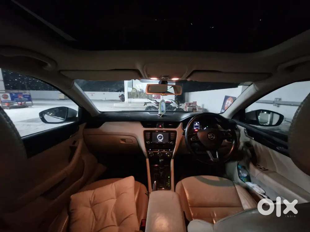 Skoda Octavia 2015 Diesel Well Maintained ... Showroom Record