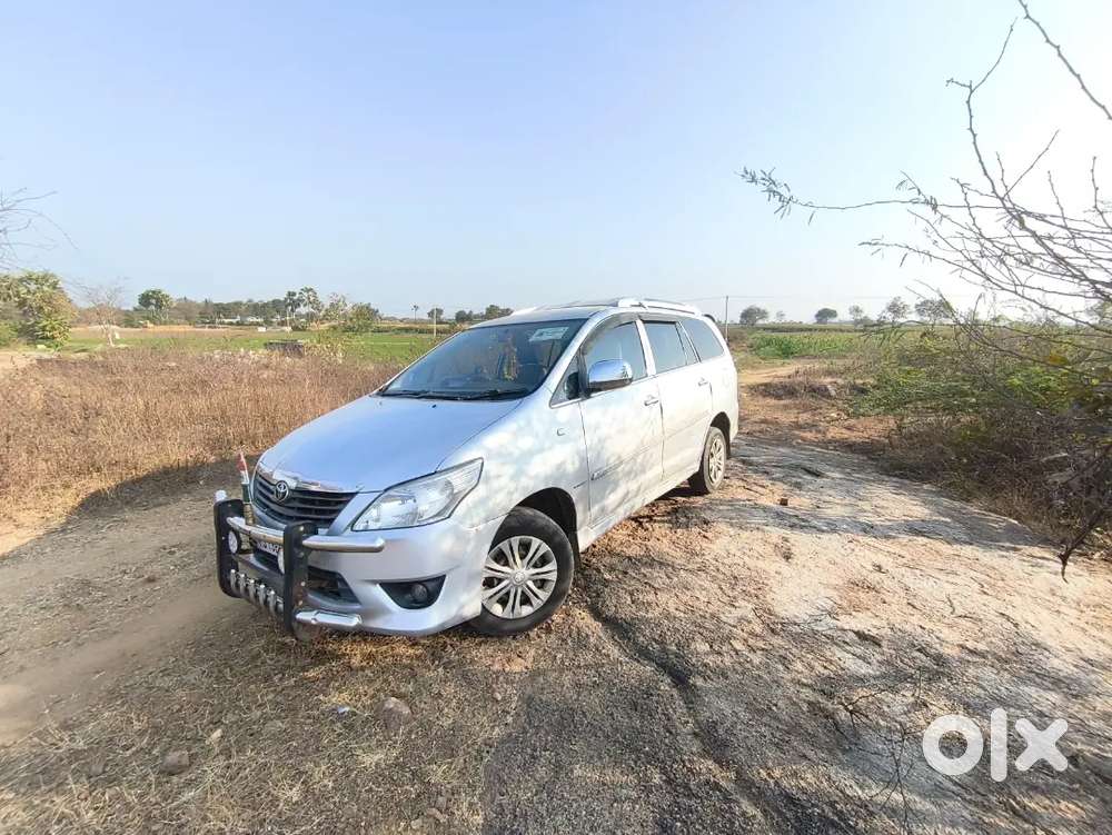 Toyota Innova 2012 Diesel 169000 Km Driven