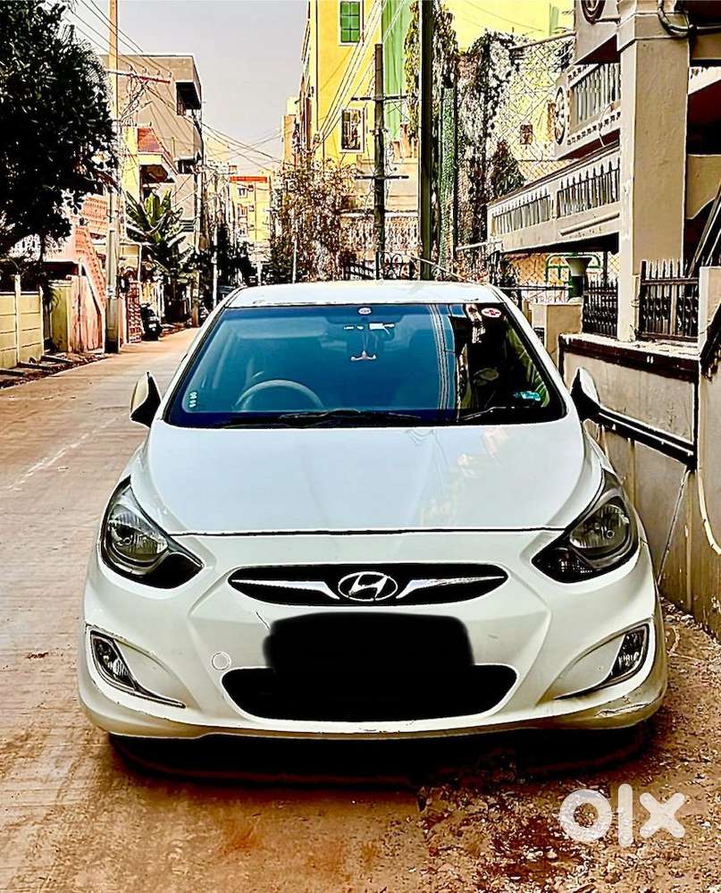 Hyundai Fluidic Verna 2011 Diesel Well Maintained