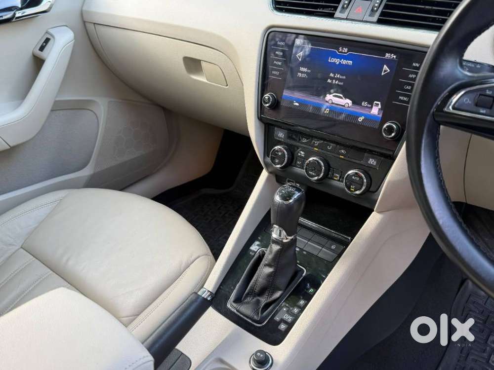Skoda Octavia 1.8 Tsi At L K, 2018, Petrol