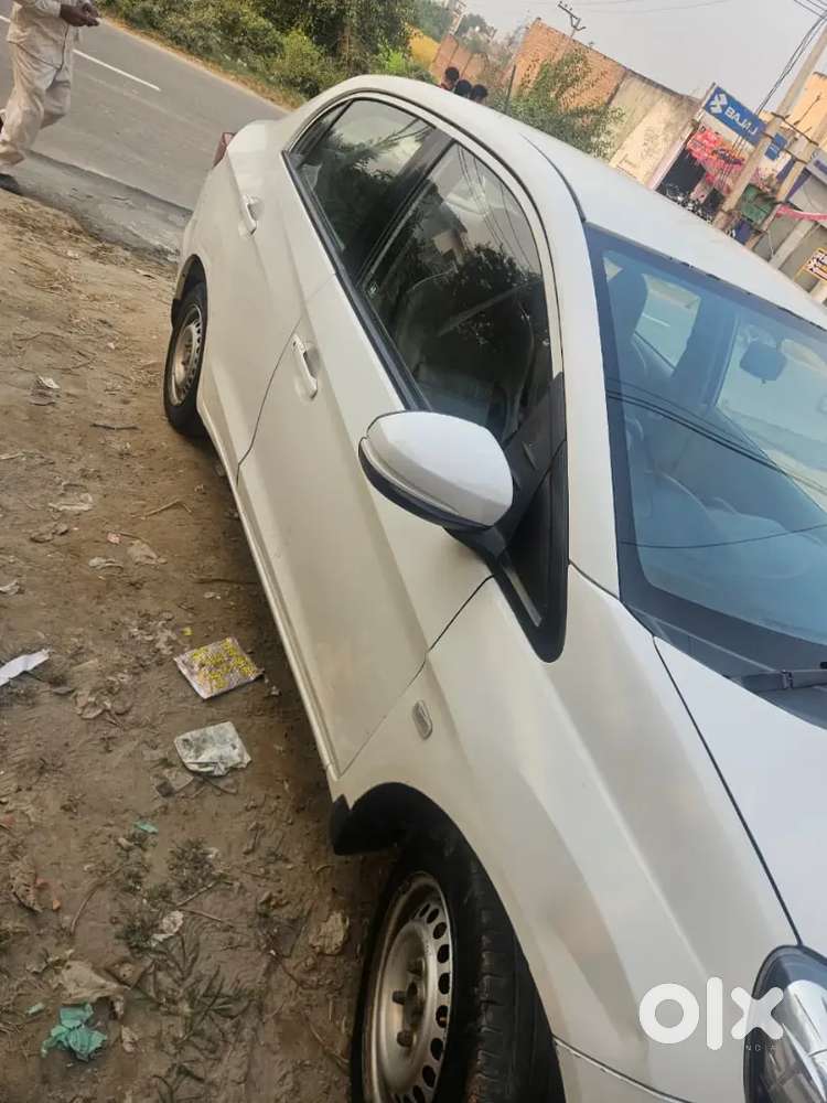 Honda Amaze 2016 Diesel Well Maintained
