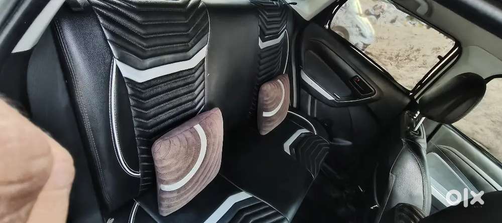 Maruti Suzuki Brezza Lxi 2021